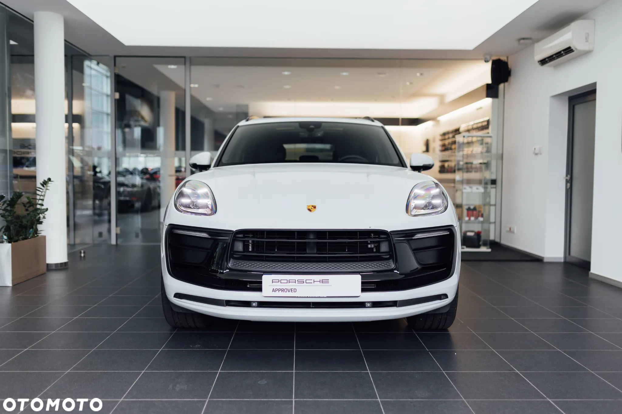 Porsche Macan Standard - 5