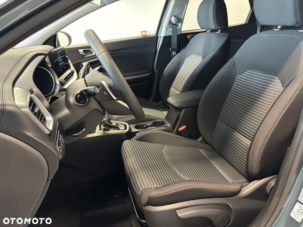 Kia XCeed - 7