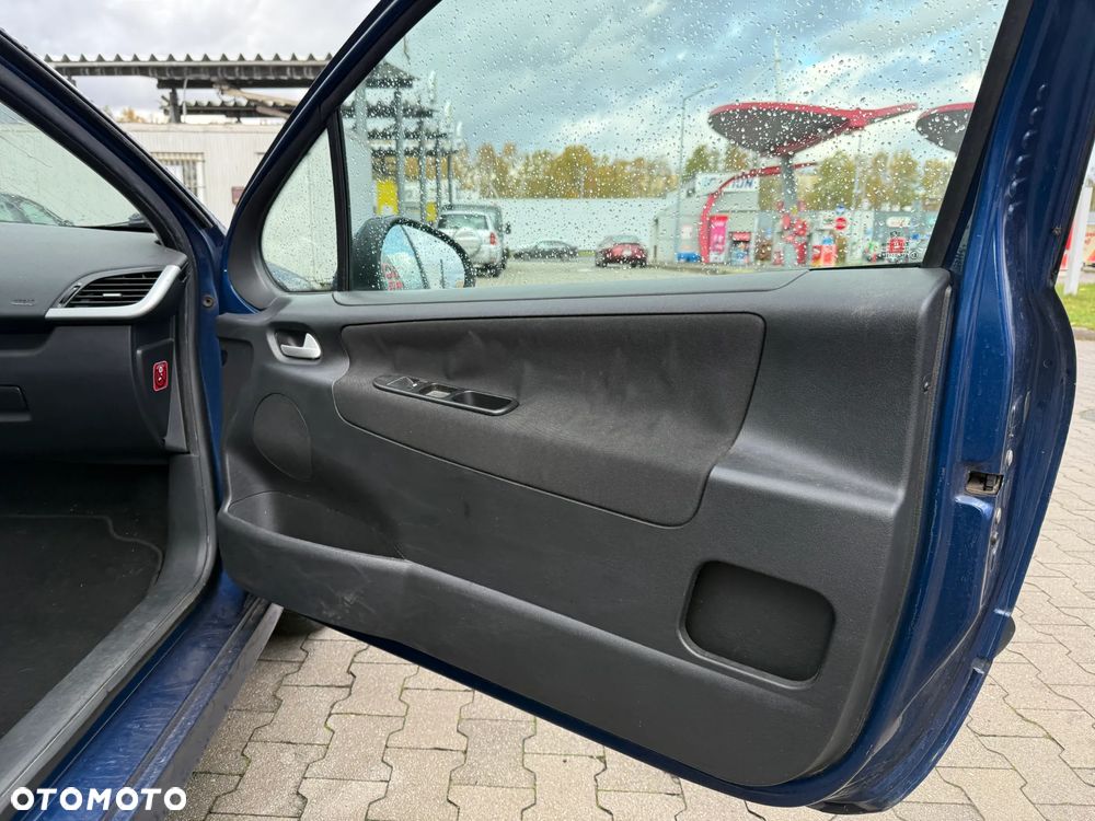 Peugeot 207 1.4 Trendy - 10