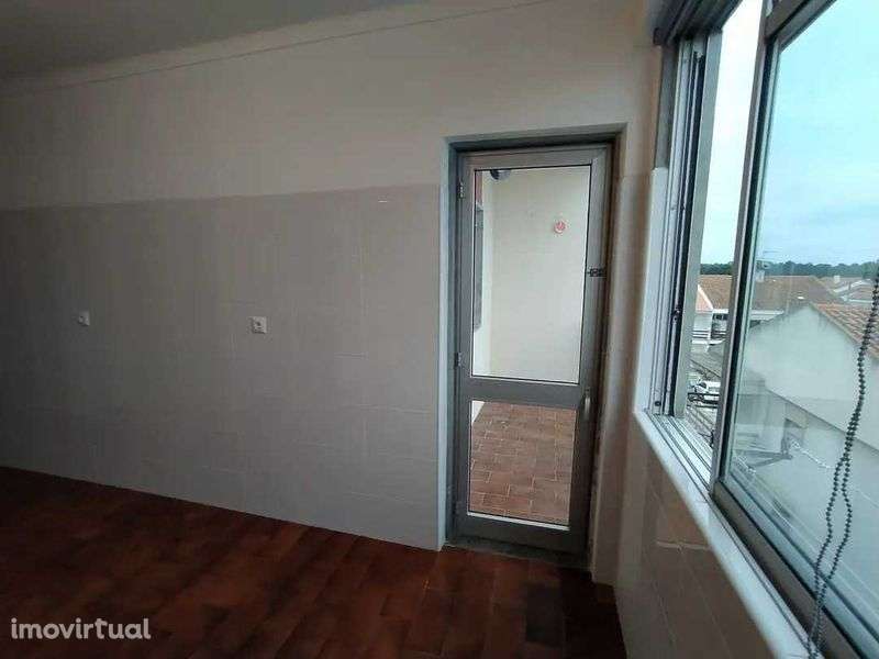 Apartamento T2 linda-a velha - Grande imagem: 5/12