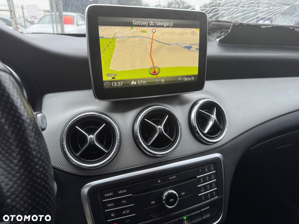 Mercedes-Benz CLA 200 d 7G-DCT UrbanStyle Edition - 10