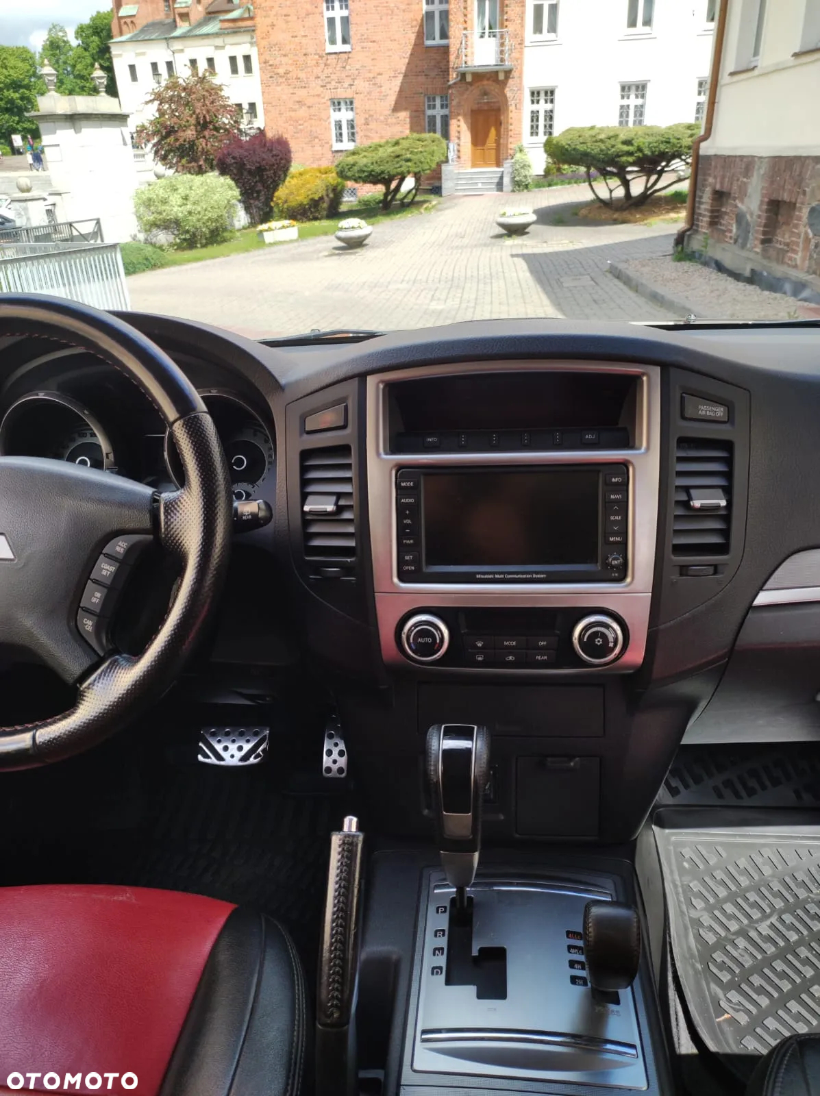 Mitsubishi Pajero 3.2 DI-D Automatik Edition 25 - 22