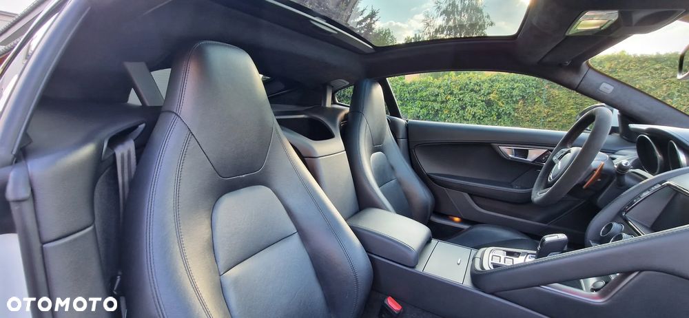 Jaguar F-Type S - 14
