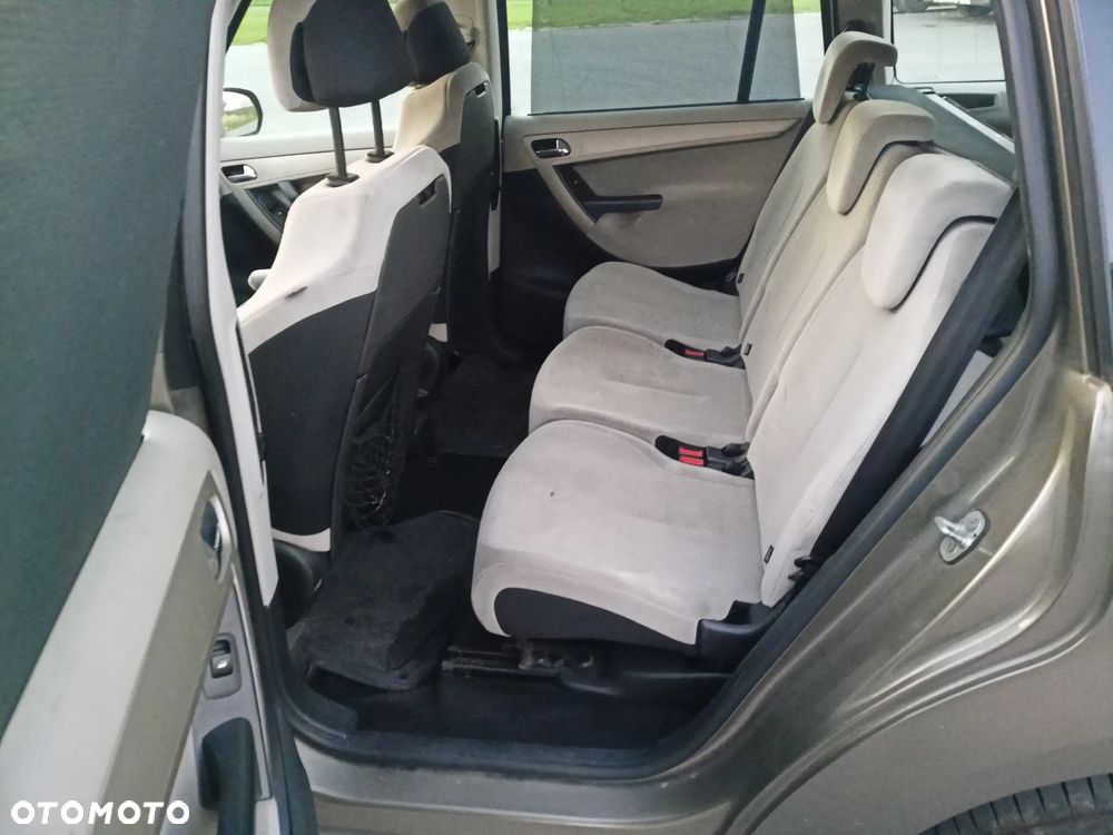 Citroën C4 1.6 HDi FAP EGS6 Confort - 7