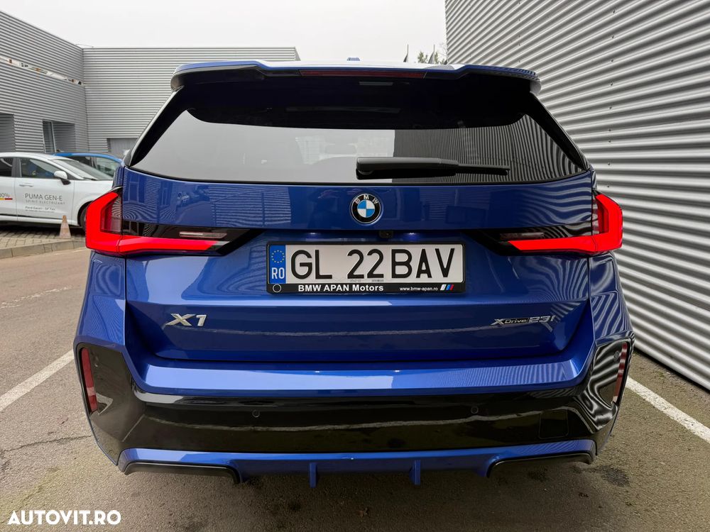 BMW X1 - 8