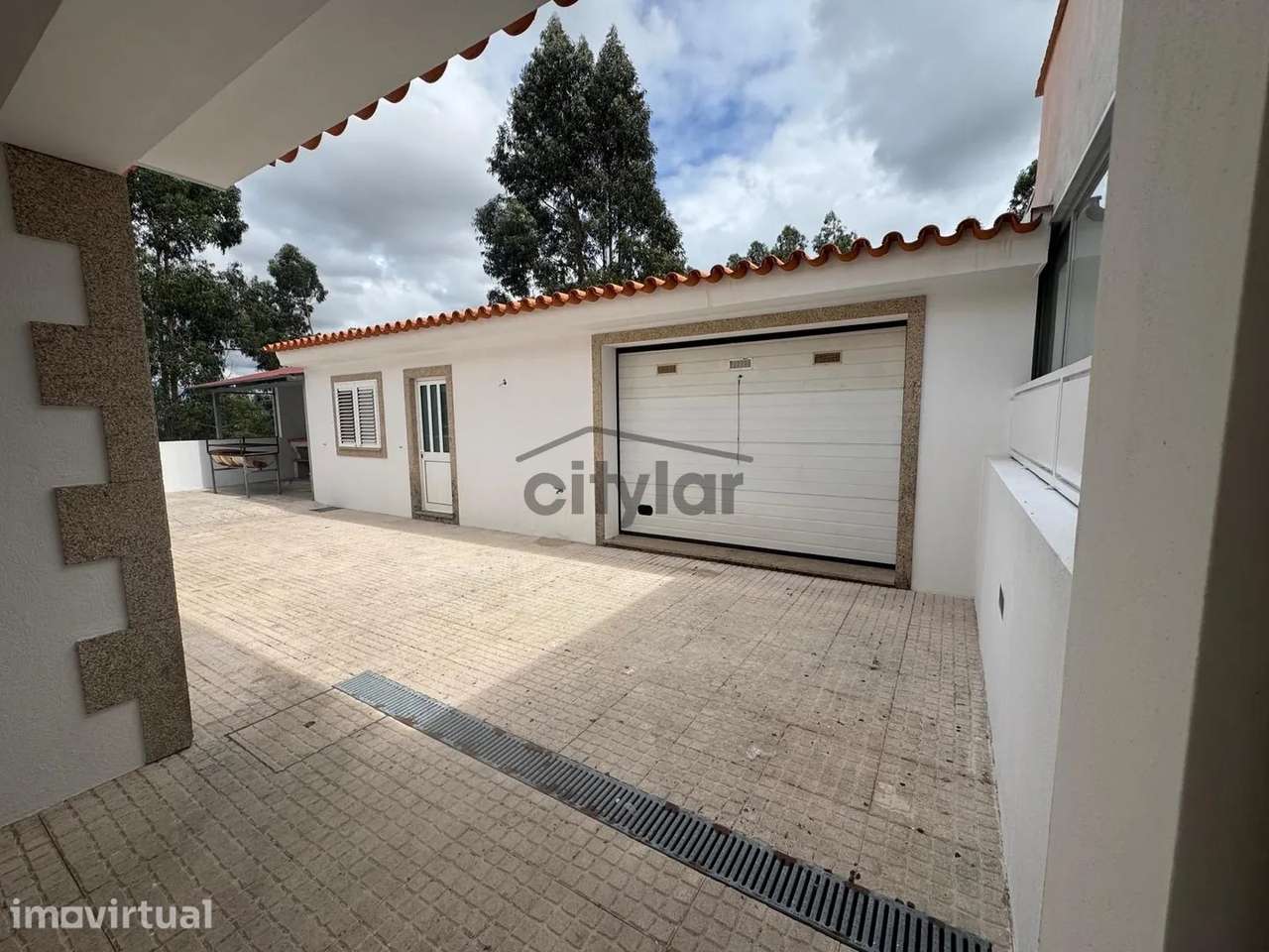 Moradia T3 Independente em Cete, Paredes | 295 m² | Lote de 655 m² - Grande imagem: 2/13