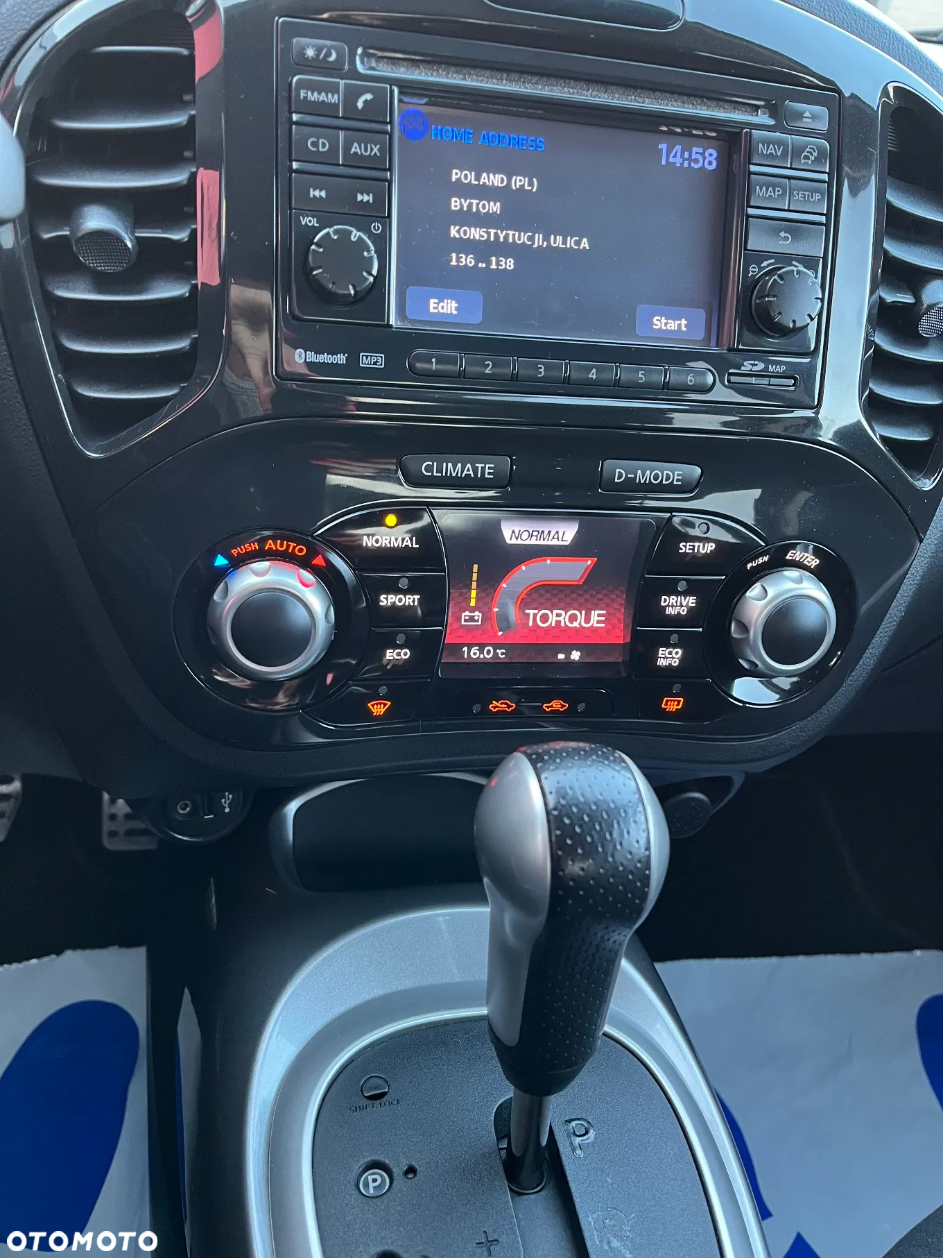 Nissan Juke 1.6 T Tekna 4x4 - 16