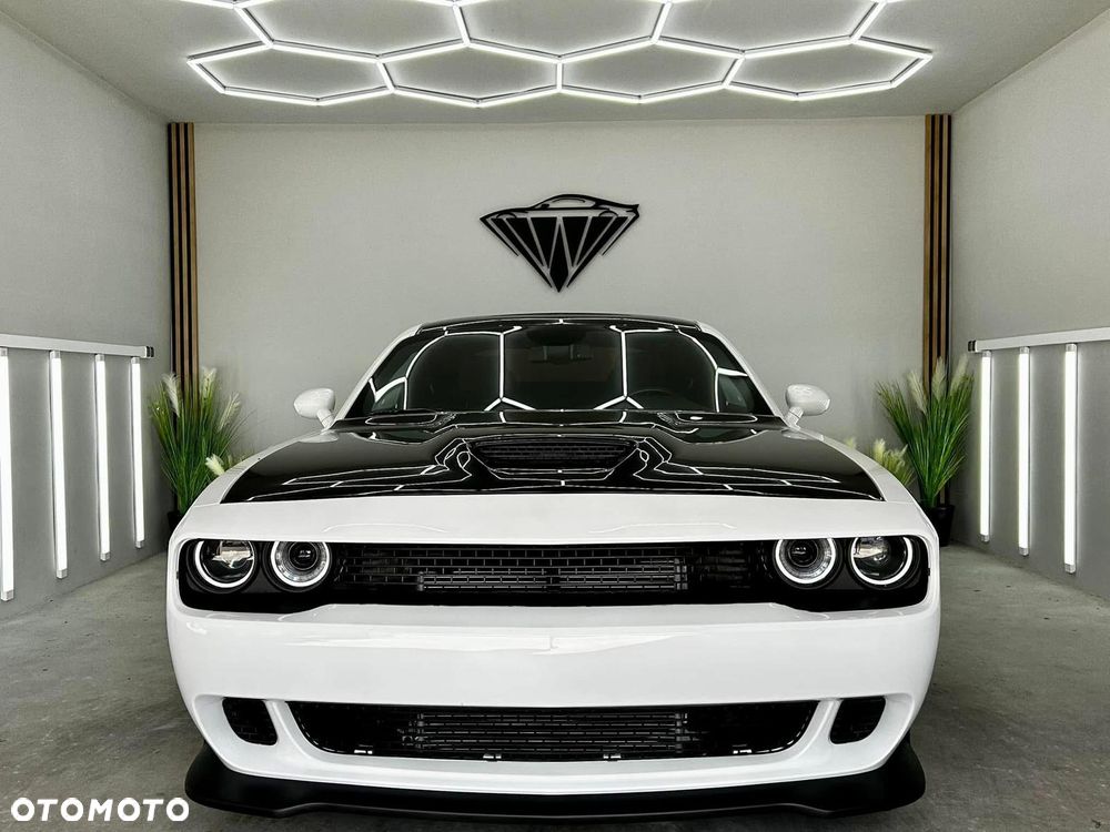 Dodge Challenger 5.7 R/T - 8