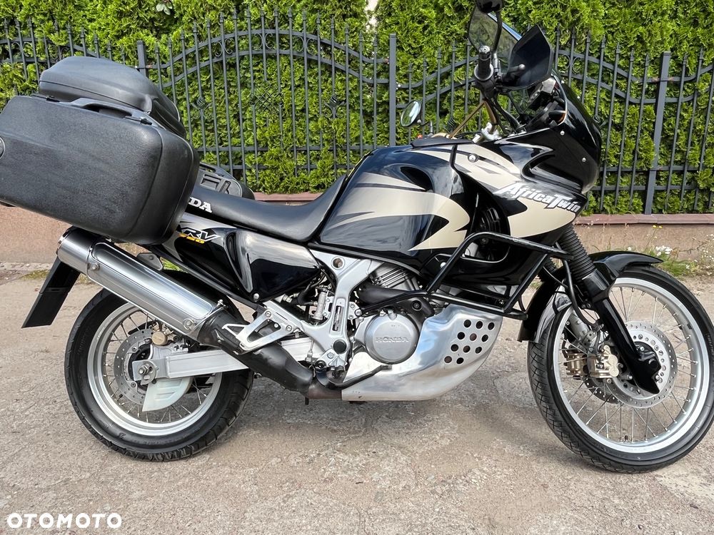 Honda XRV