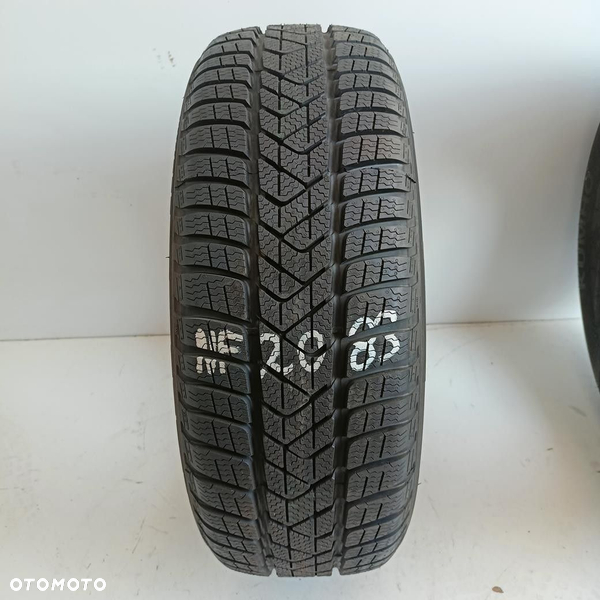 Opona 205/60/16 Pirelli Sottozero 3 (NF2083)