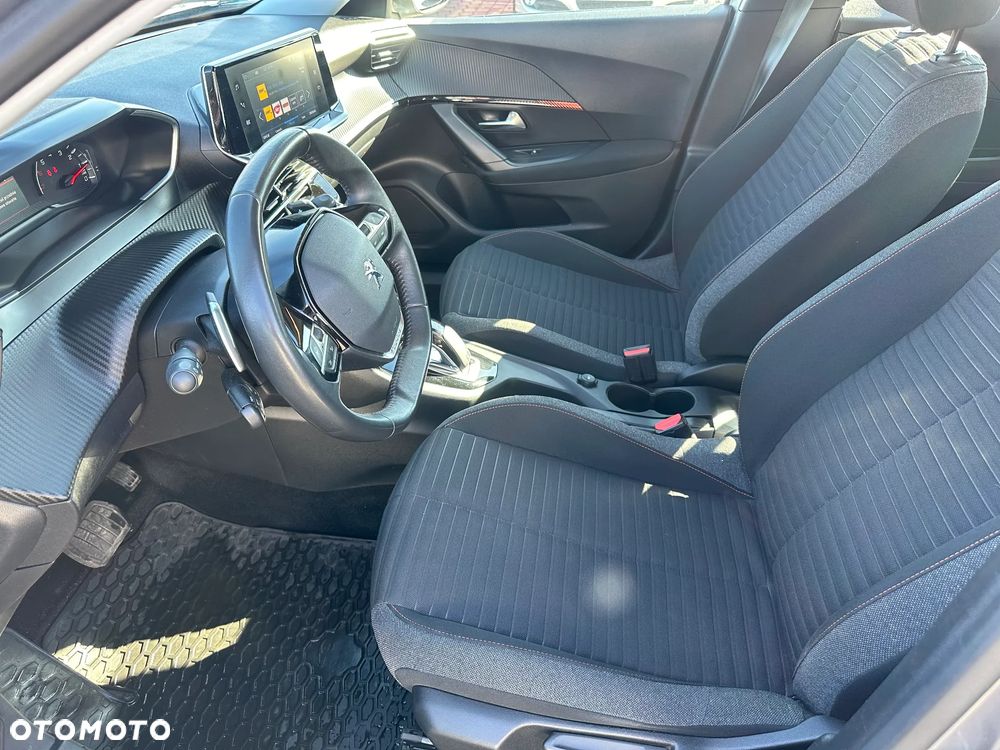 Peugeot 2008 1.2 PureTech Active S&S EAT8 - 7