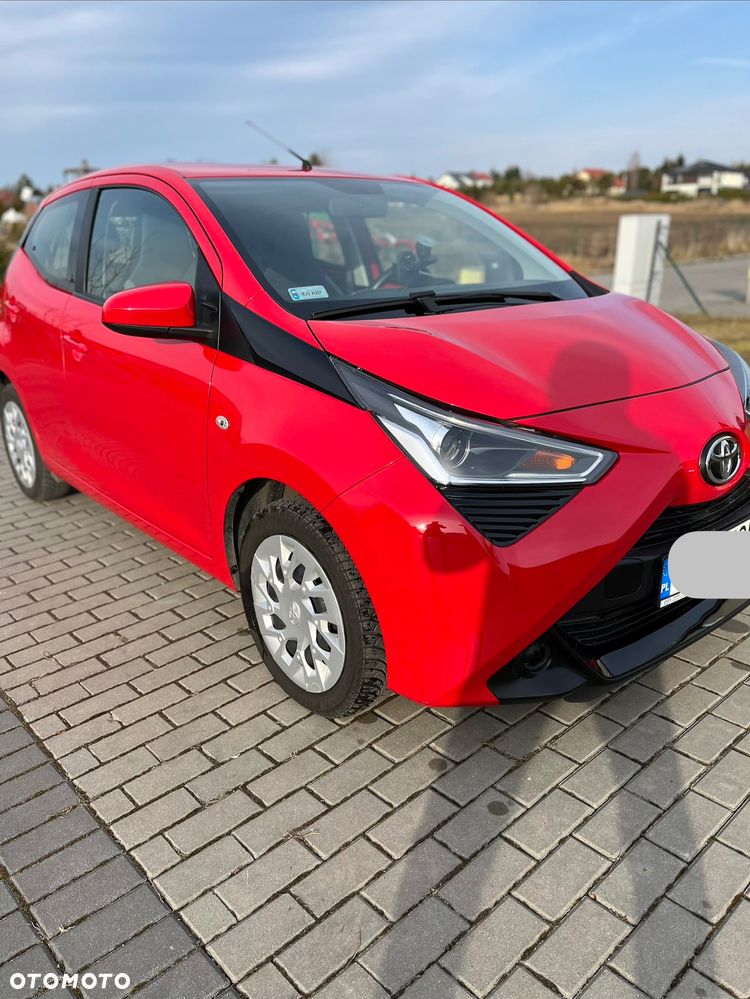 Toyota Aygo 1.0 VVT-i Color Edition - 1