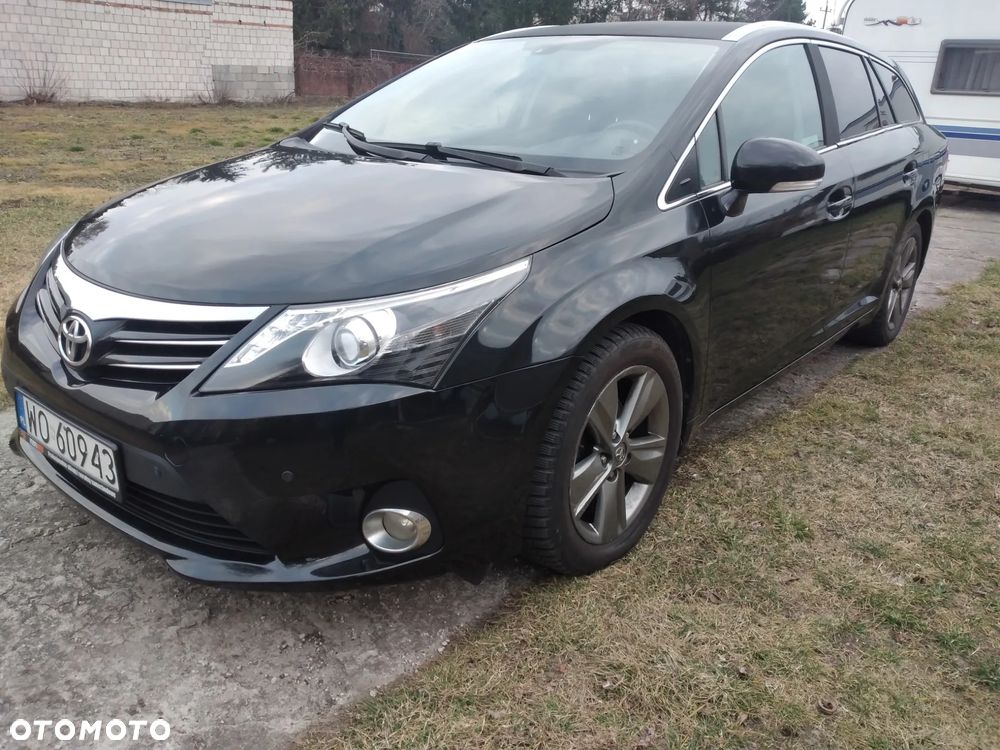 Toyota Avensis 2.0 D-4D Premium - 1