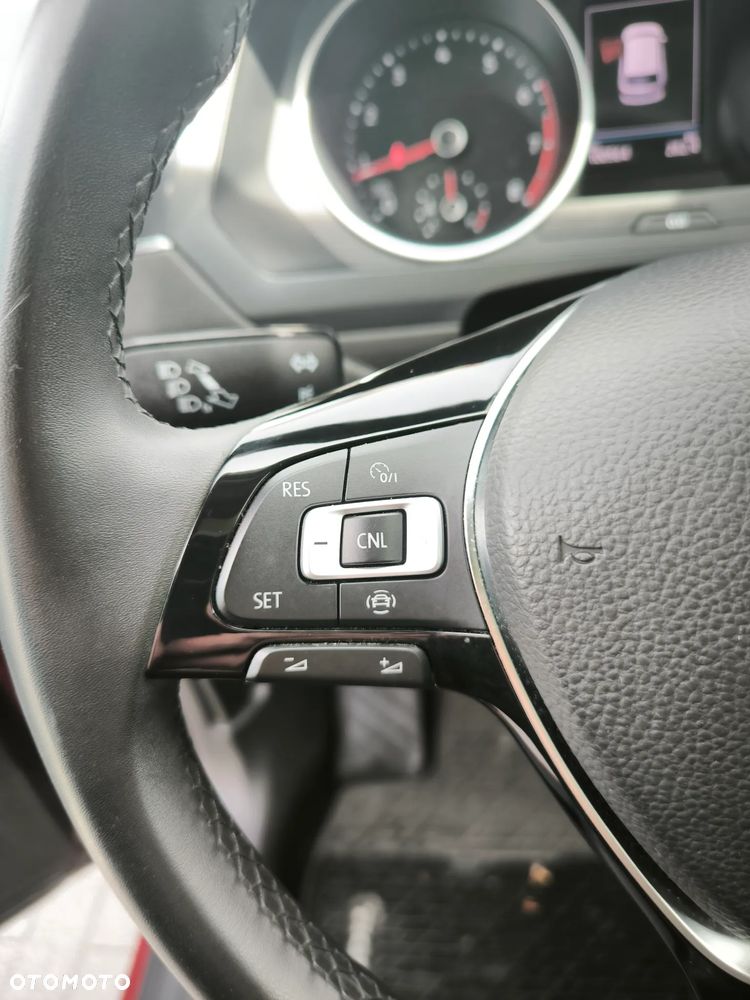 Volkswagen Tiguan - 37