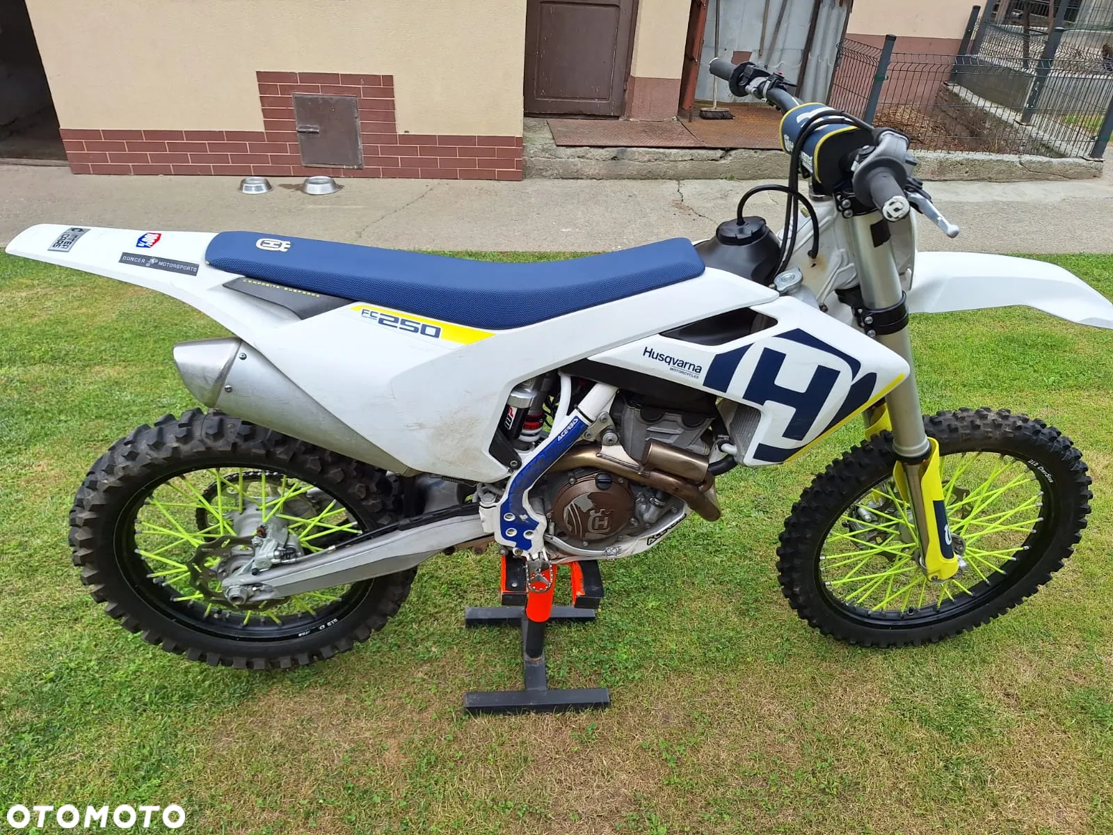 Husqvarna FC - 11