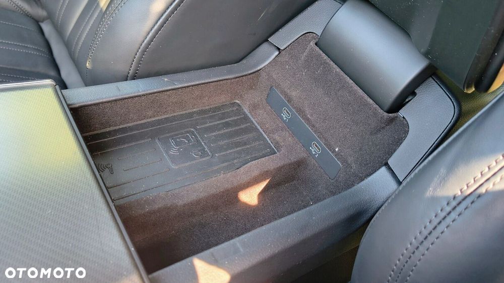 Audi A6 Avant - 34