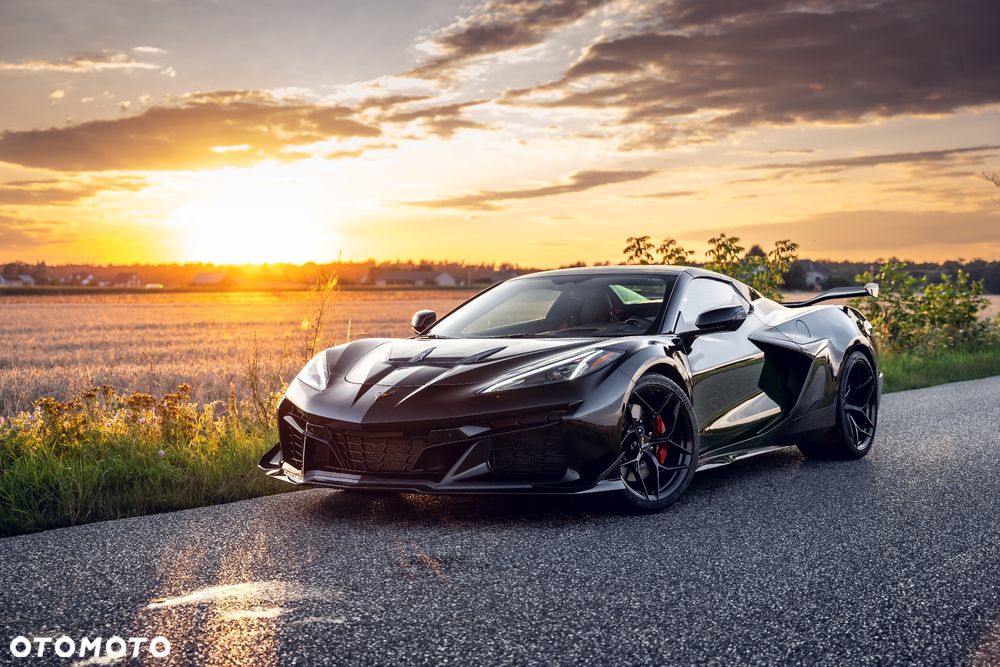 Chevrolet Corvette - 6