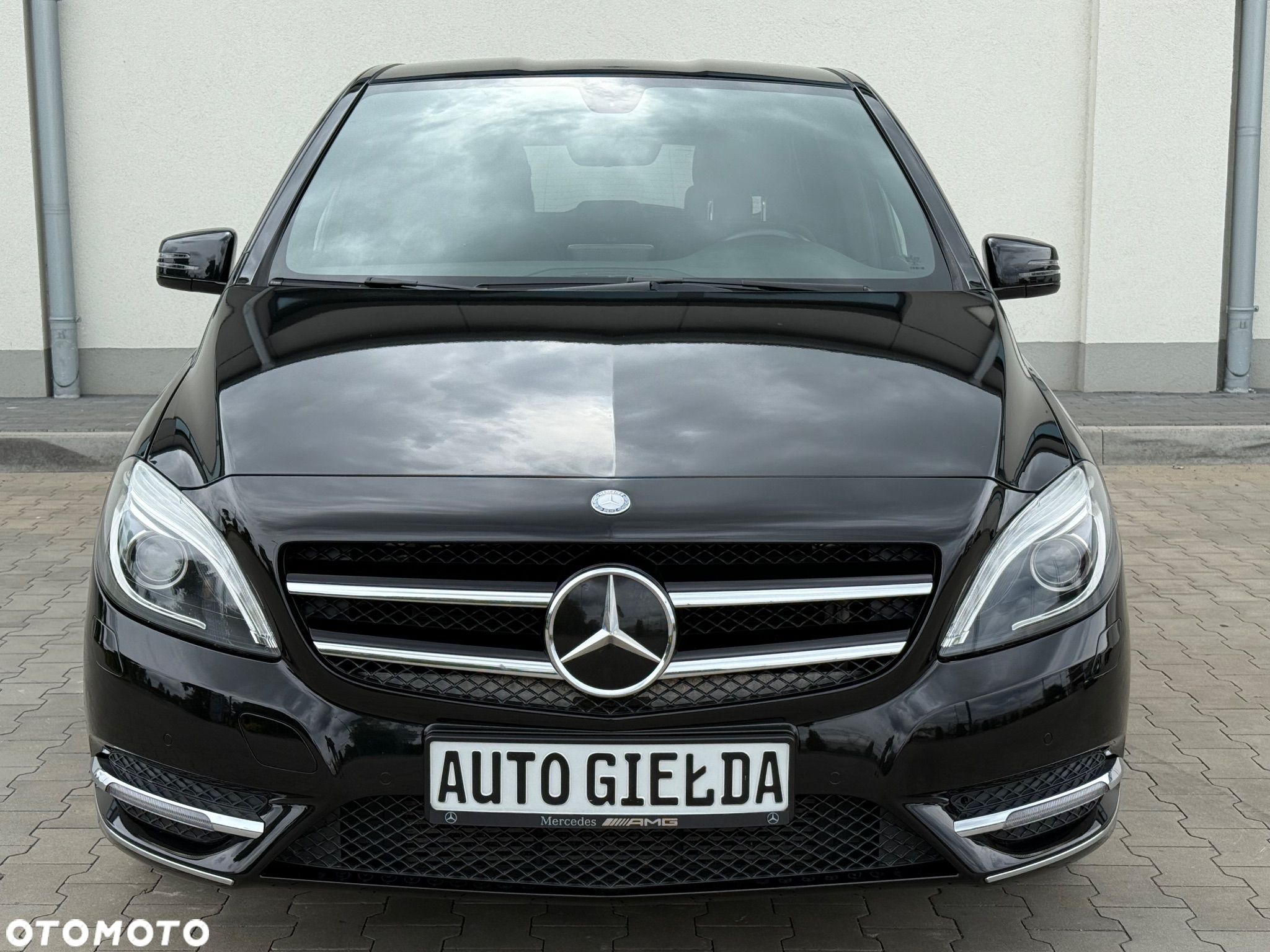 Mercedes-Benz Klasa B 180 UrbanStyle Edition - 5