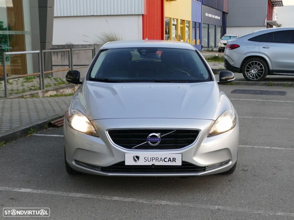Volvo V40 1.6 D2 Momentum - 3