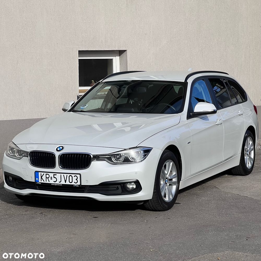 BMW Seria 3 318d Luxury Line - 3