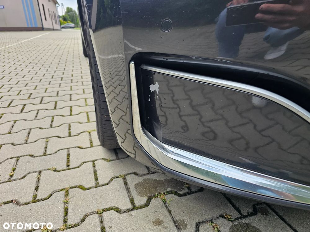 BMW Seria 7 740d xDrive mHEV - 23