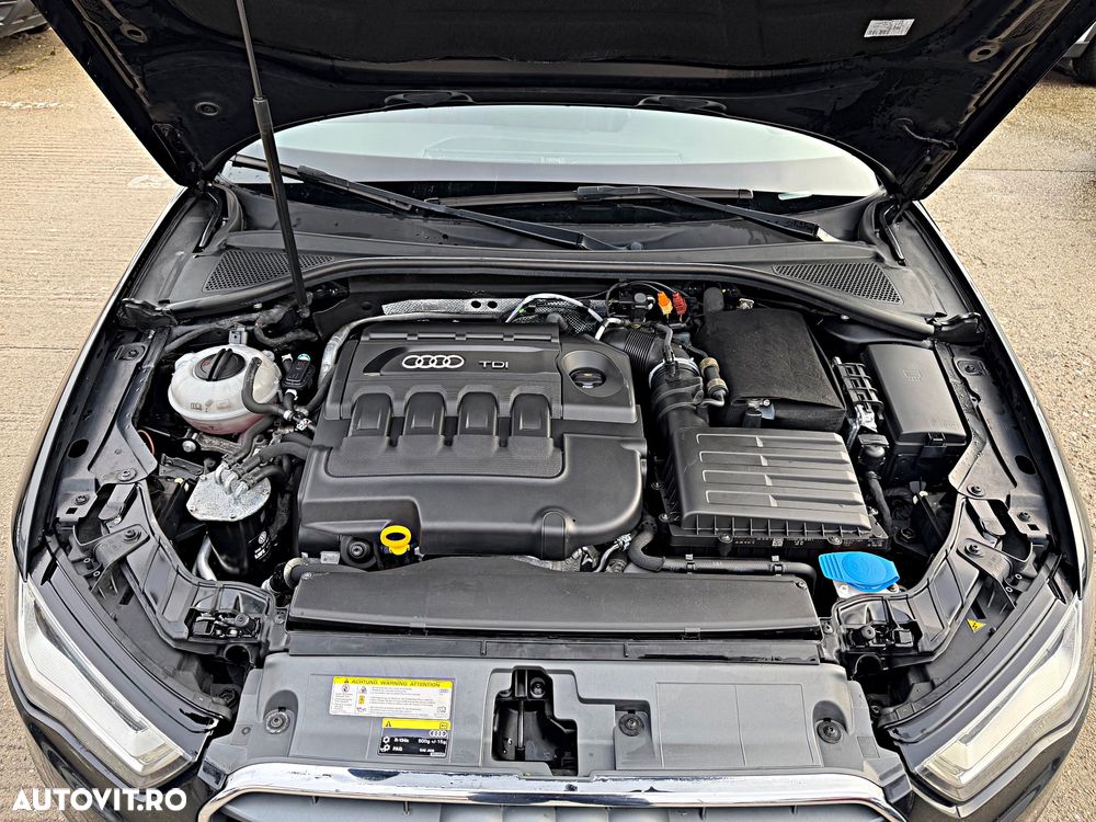 Audi A3 2.0 TDI ack S tronic design - 28