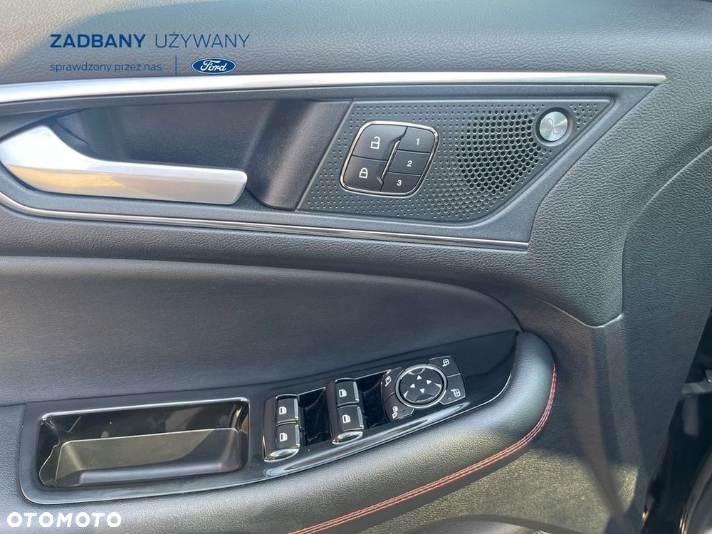 Ford Edge - 12
