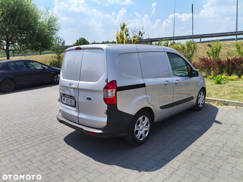 Ford Transit Courier - 5