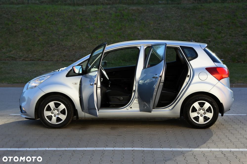 Kia Venga 1.4 CRDi L - 25