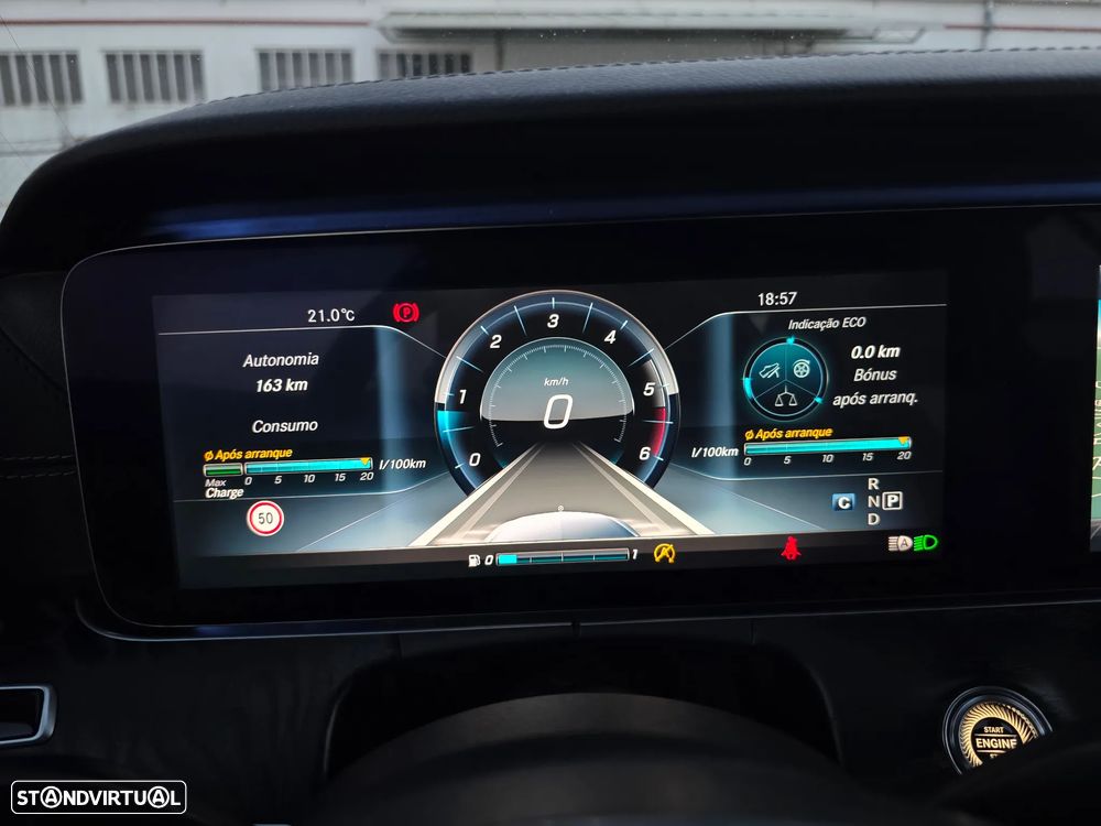 Mercedes-Benz E 220 d Cabrio 9G-Tronic AMG Line - 41