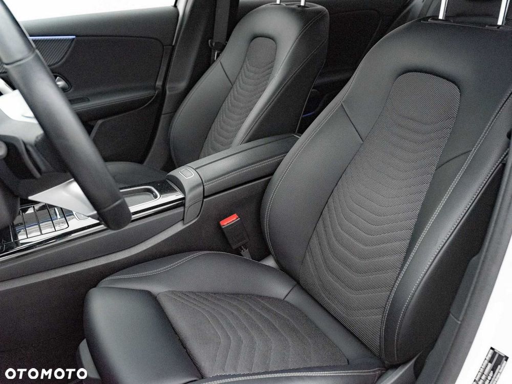 Mercedes-Benz Klasa A 200 d 8G-DCT Progressive - 11