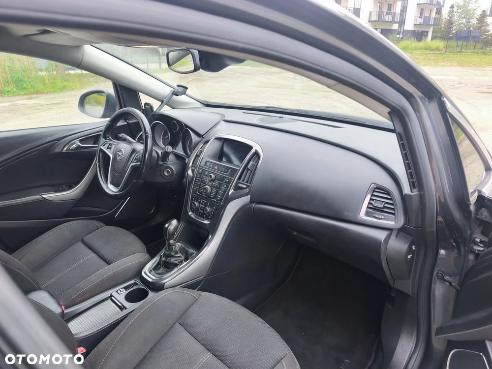 Opel Astra 2.0 CDTI Cosmo - 13