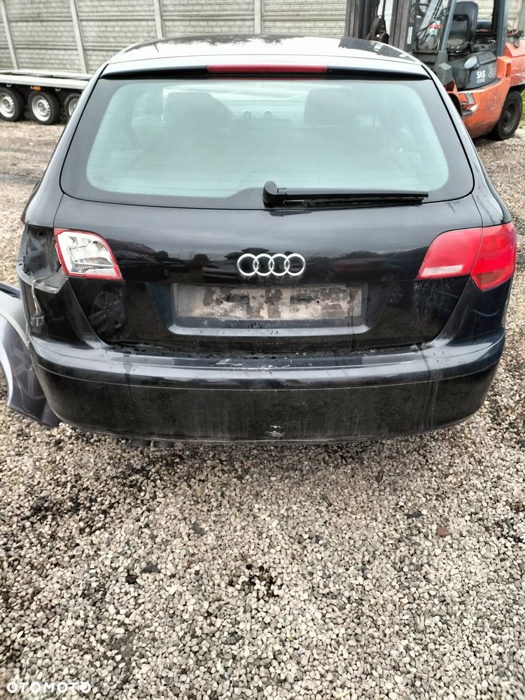 KLAPA BAGAŻNIKA AUDI A3 8P LIFT KOD LAK. LZ9Y 03-12r