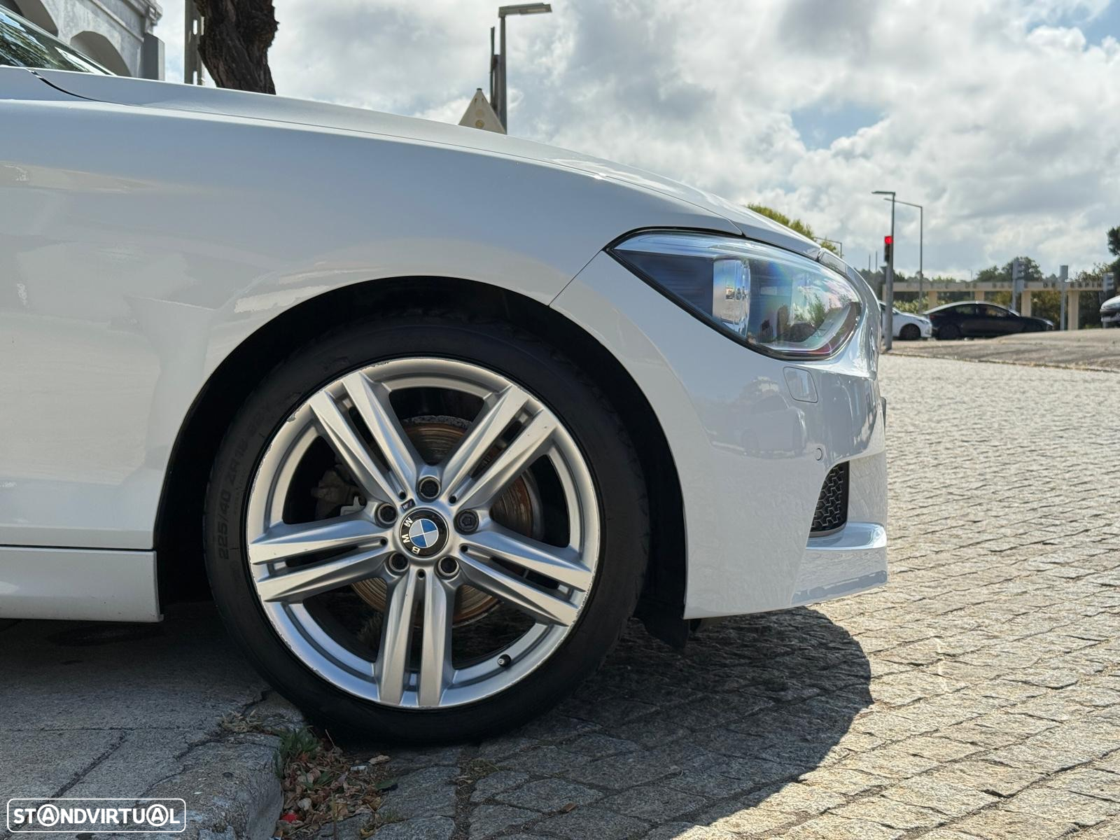 BMW 120 d xDrive Pack M - 11