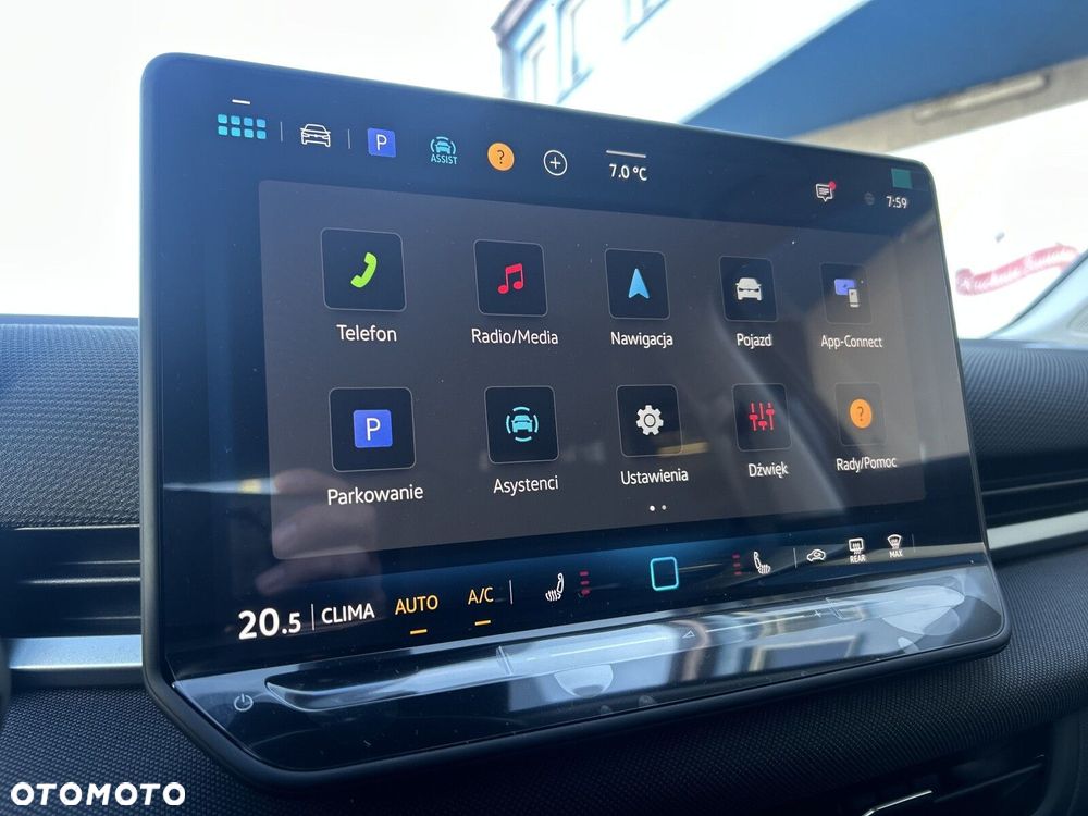 Volkswagen T-Roc - 11