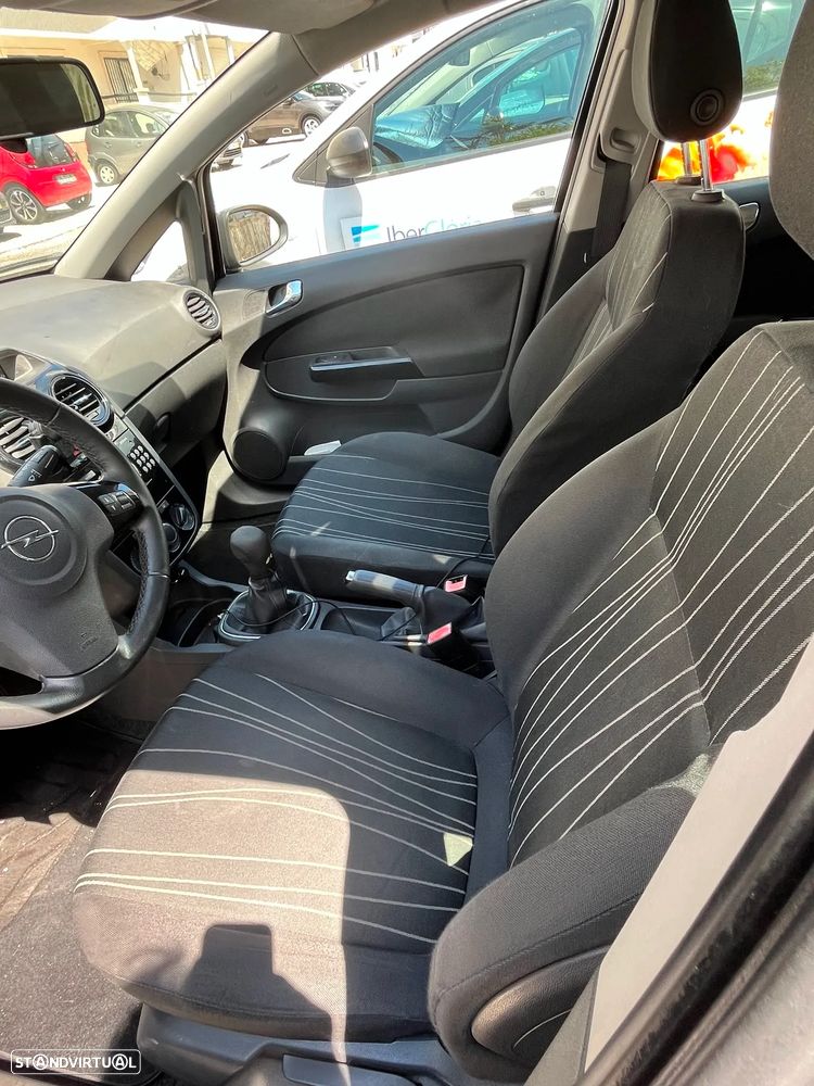 Opel Corsa 1.2 Enjoy - 13