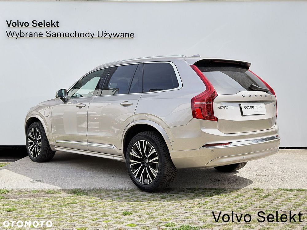 Volvo XC 90 - 9