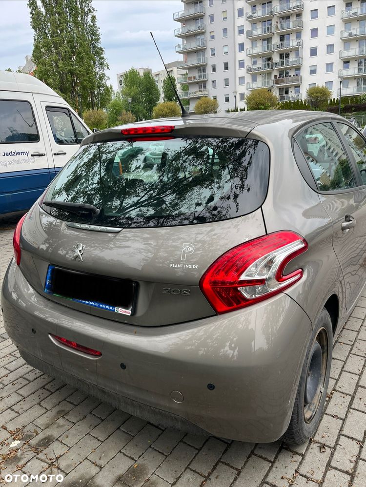 Peugeot 208 1.2 PureTech Active - 5