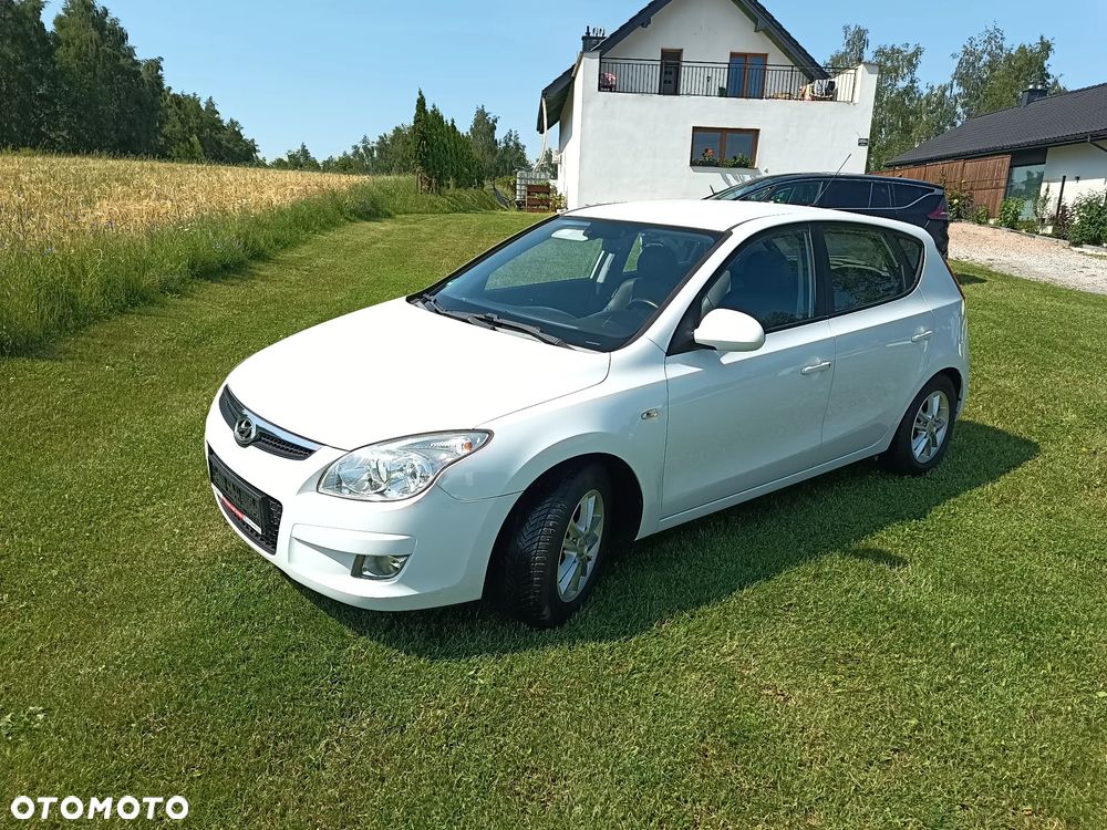 Hyundai i30 2.0 Premium - 23