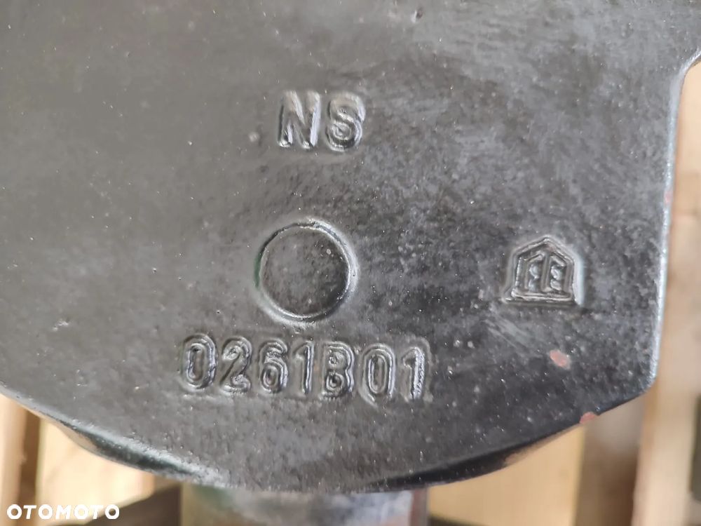 Zwolnica kompletna tylna 3580617M13 Massey Ferguson 8250 - 12
