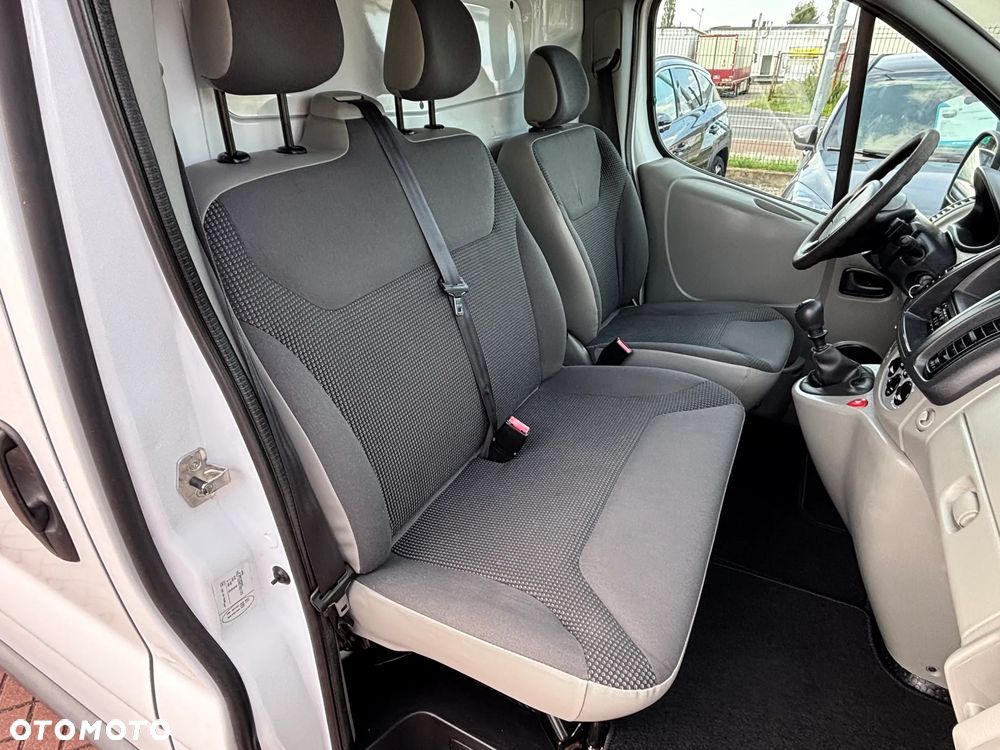 Opel VIVARO - 13