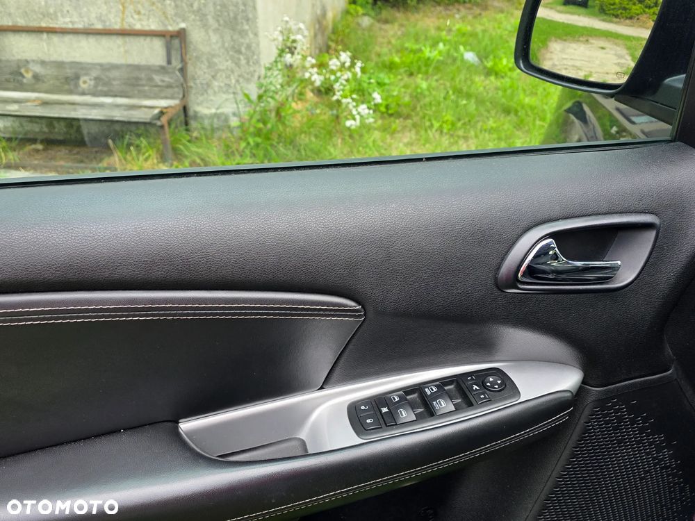 Fiat Freemont 2.0 Multijet Lounge AWD - 6
