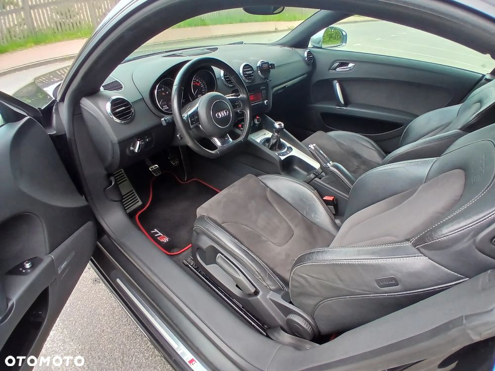Audi TT S Coupé 2.0 TFSI Quattro - 31