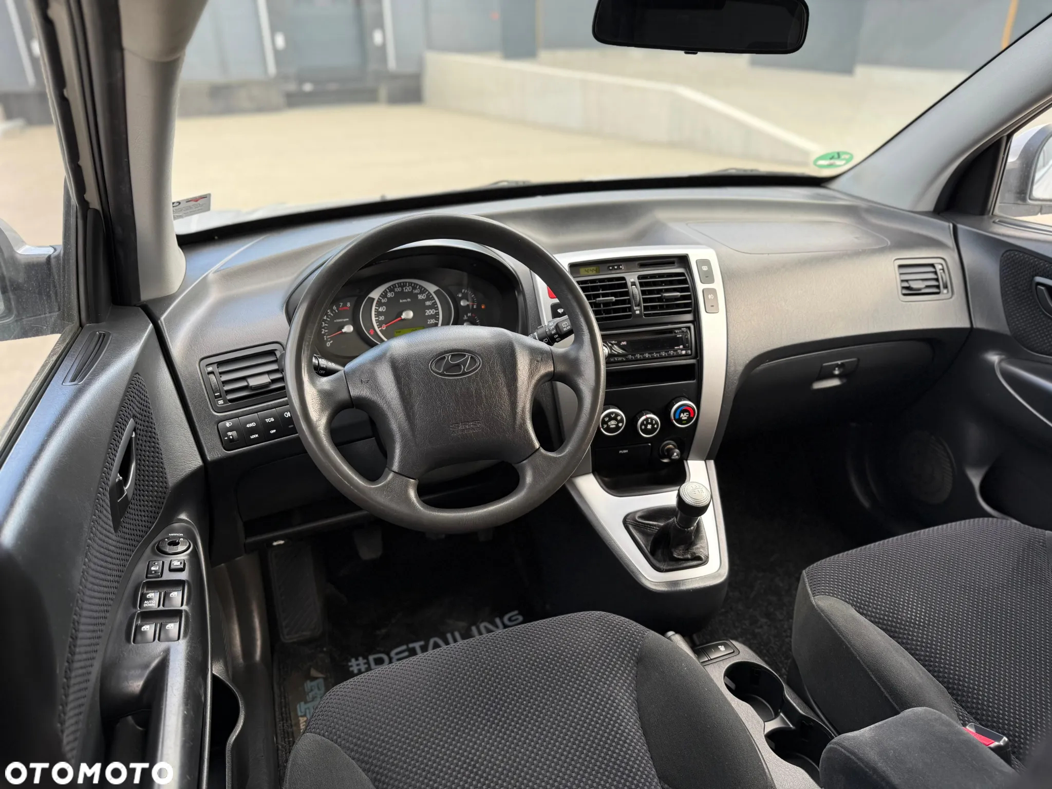 Hyundai Tucson 2.0 4WD GLS - 10