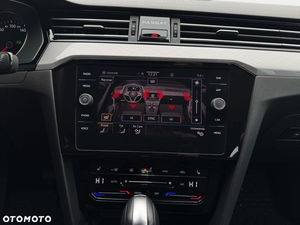 Volkswagen Passat Variant 2.0 TSI Business DSG - 20