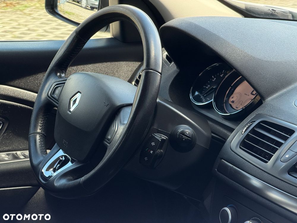 Renault Megane 1.5 dCi Energy Limited - 28