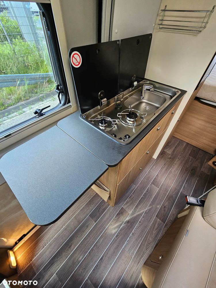 Adria TWIN 600 LUX Zimowy Hak MAX doposażony - 15