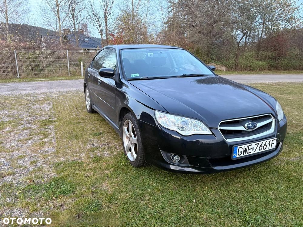 Subaru Legacy - 1