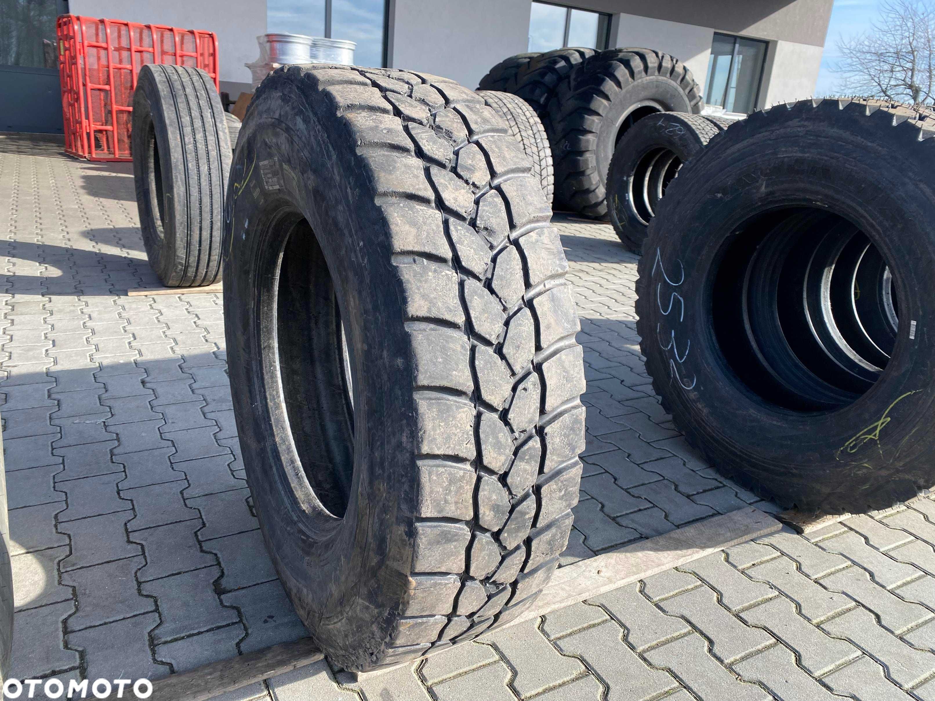 Opona 315/80R22.5 TYP MICHELIN XDY3 Napędowa 8-10mm - 1