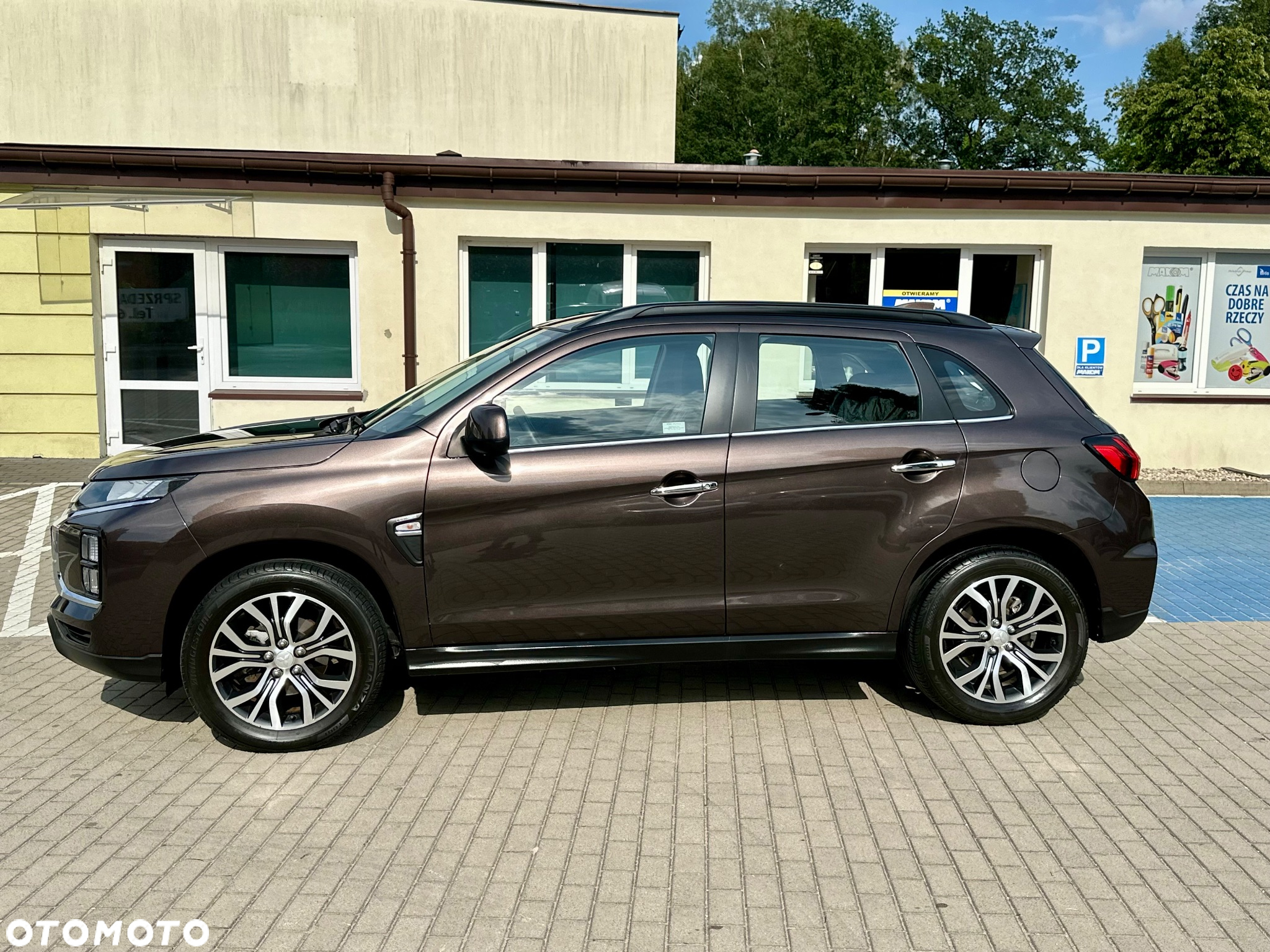 Mitsubishi ASX - 5